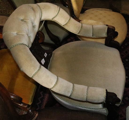 Mahogany armchair, raised on cabriole legs